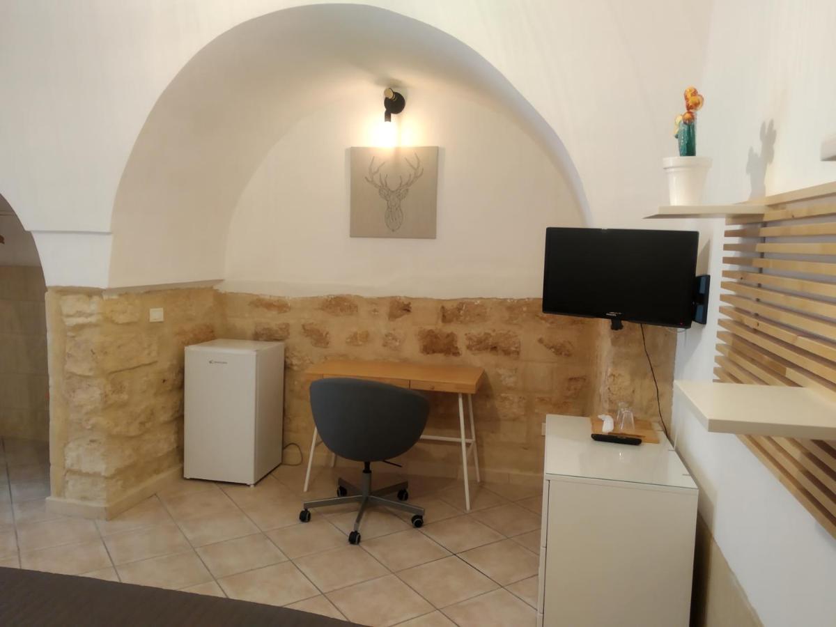 Dimora Dioniso Bed & Breakfast Polignano a Mare Phòng bức ảnh